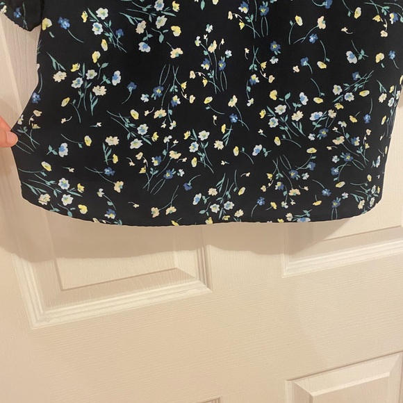 Flower blouse - Picture 4 of 7